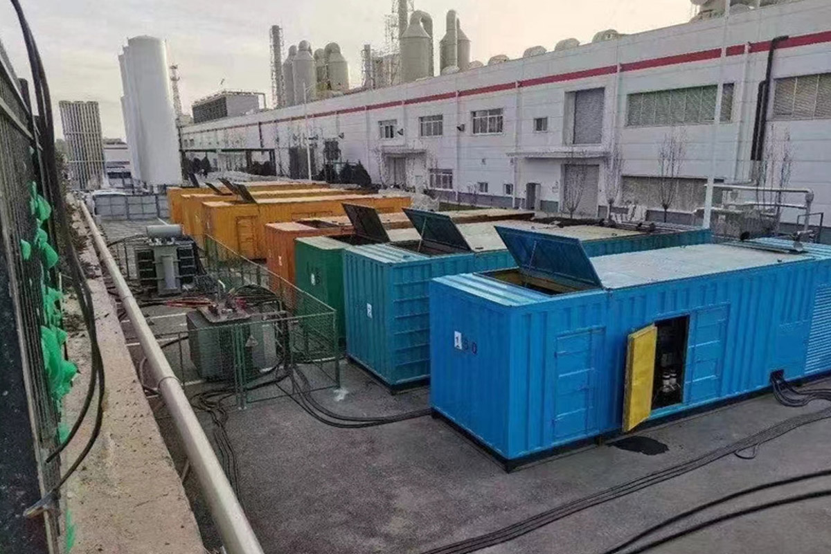 阿拉善左发电机租赁施工现场